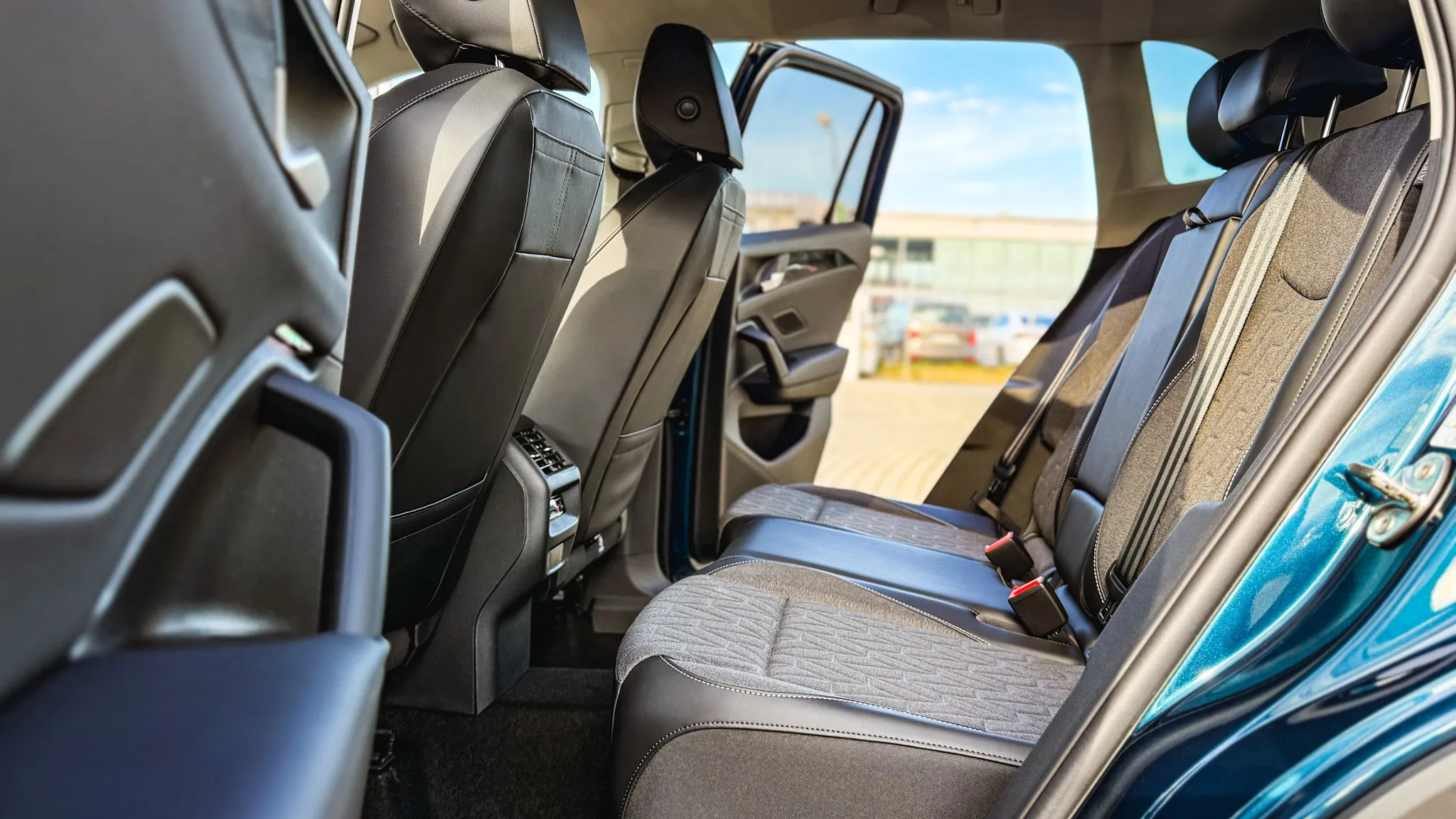 Imaginea unui Noul Tiguan Life Hybrid 1,5 TSI DSG