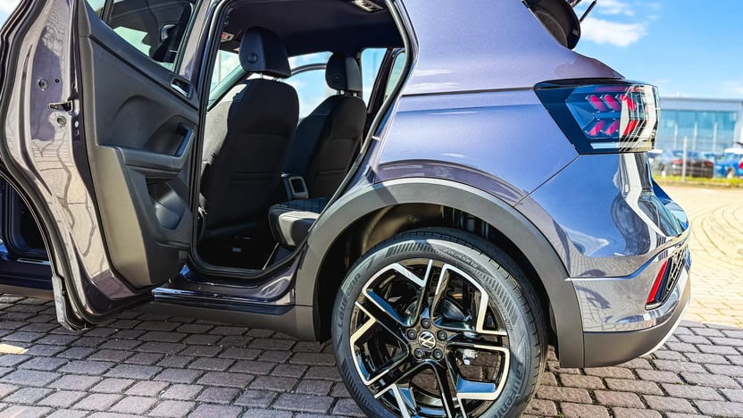 Imaginea unui T-Cross Sport 1.5 TSI DSG