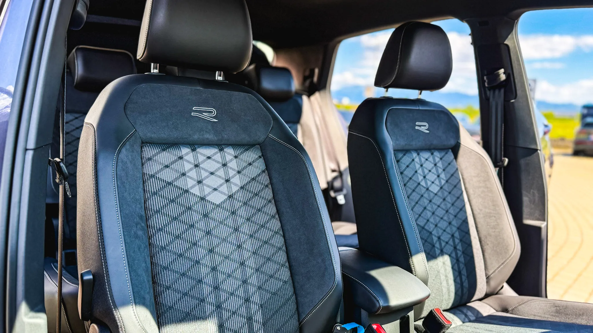 Imaginea unui T-Cross Sport 1.5 TSI DSG