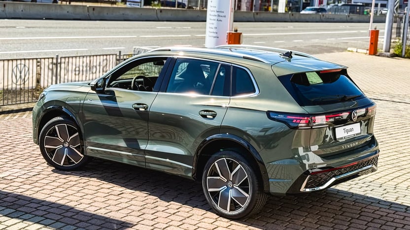 Imaginea unui Tiguan Sport Hybrid 1,5 TSI DSG
