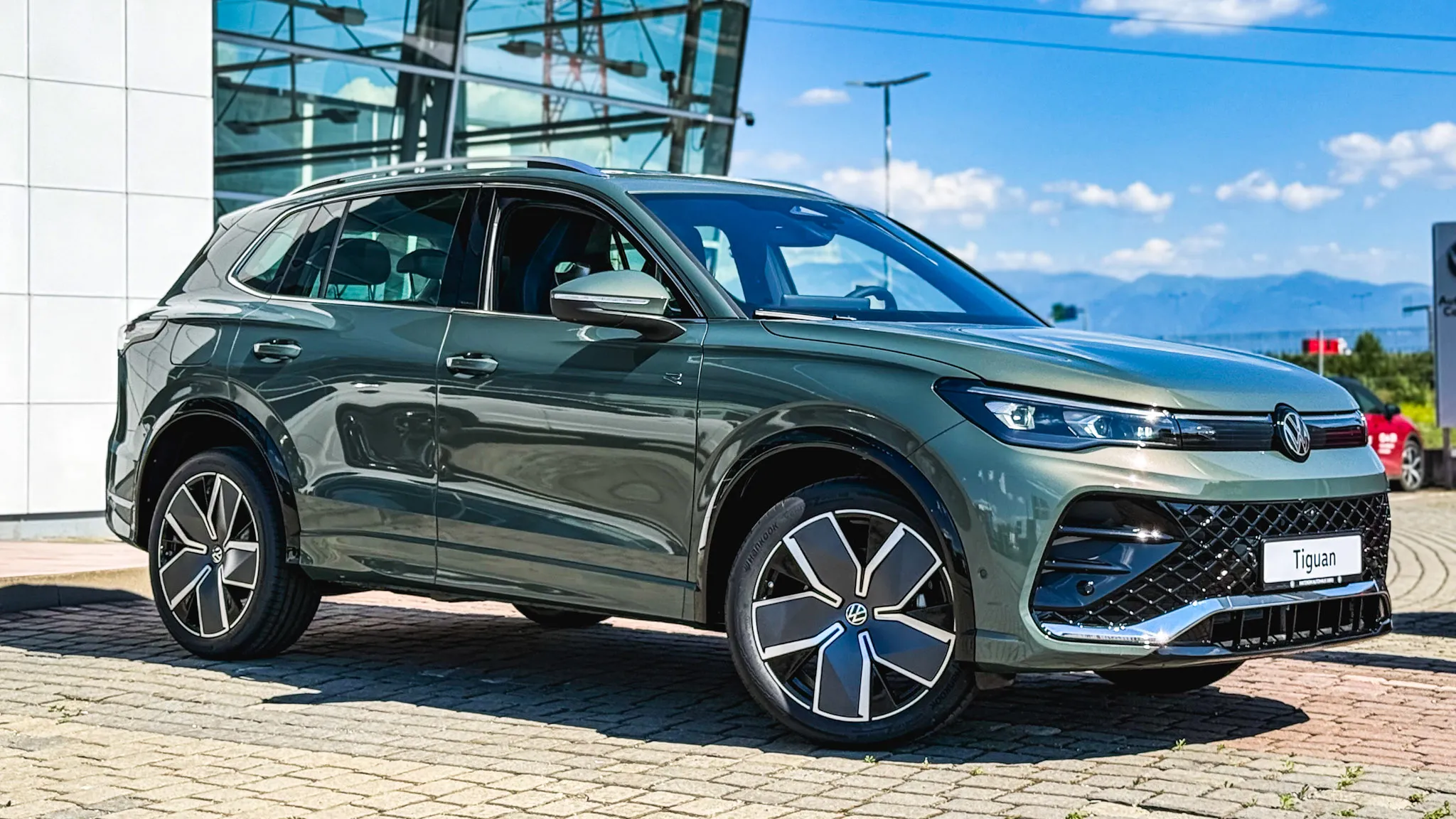 Imaginea unui Tiguan Sport Hybrid 1,5 TSI DSG
