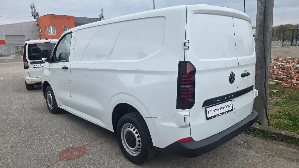 Slika T7 Transporter Furgon KR
