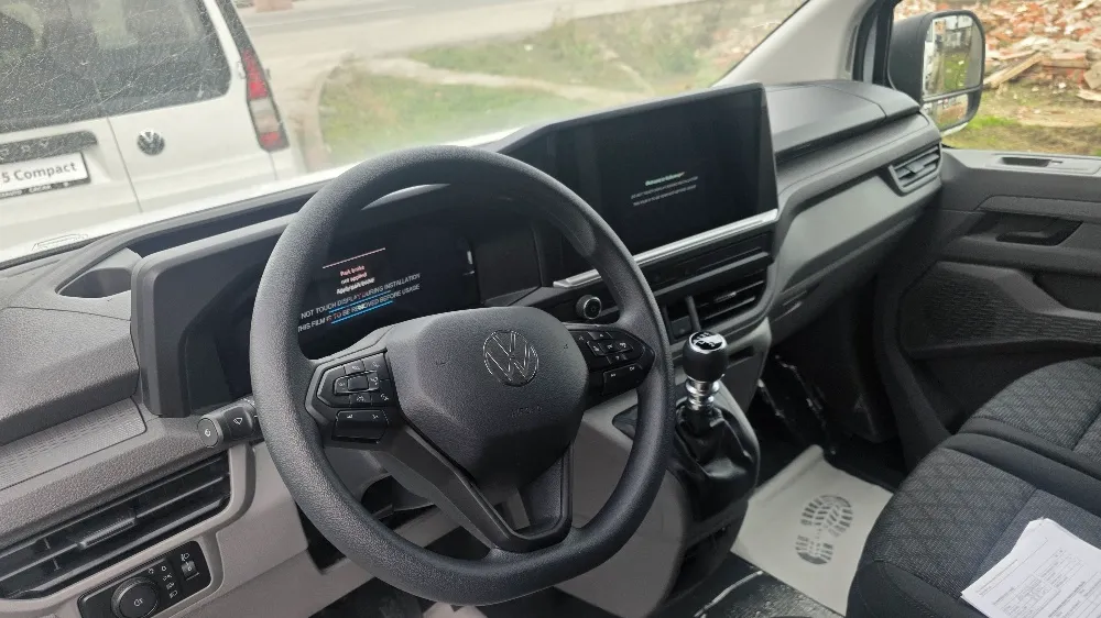 Slika T7 Transporter Furgon KR