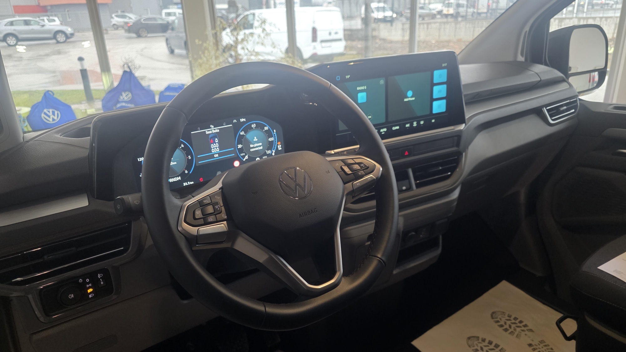 Slika T7 Caravelle Life LR