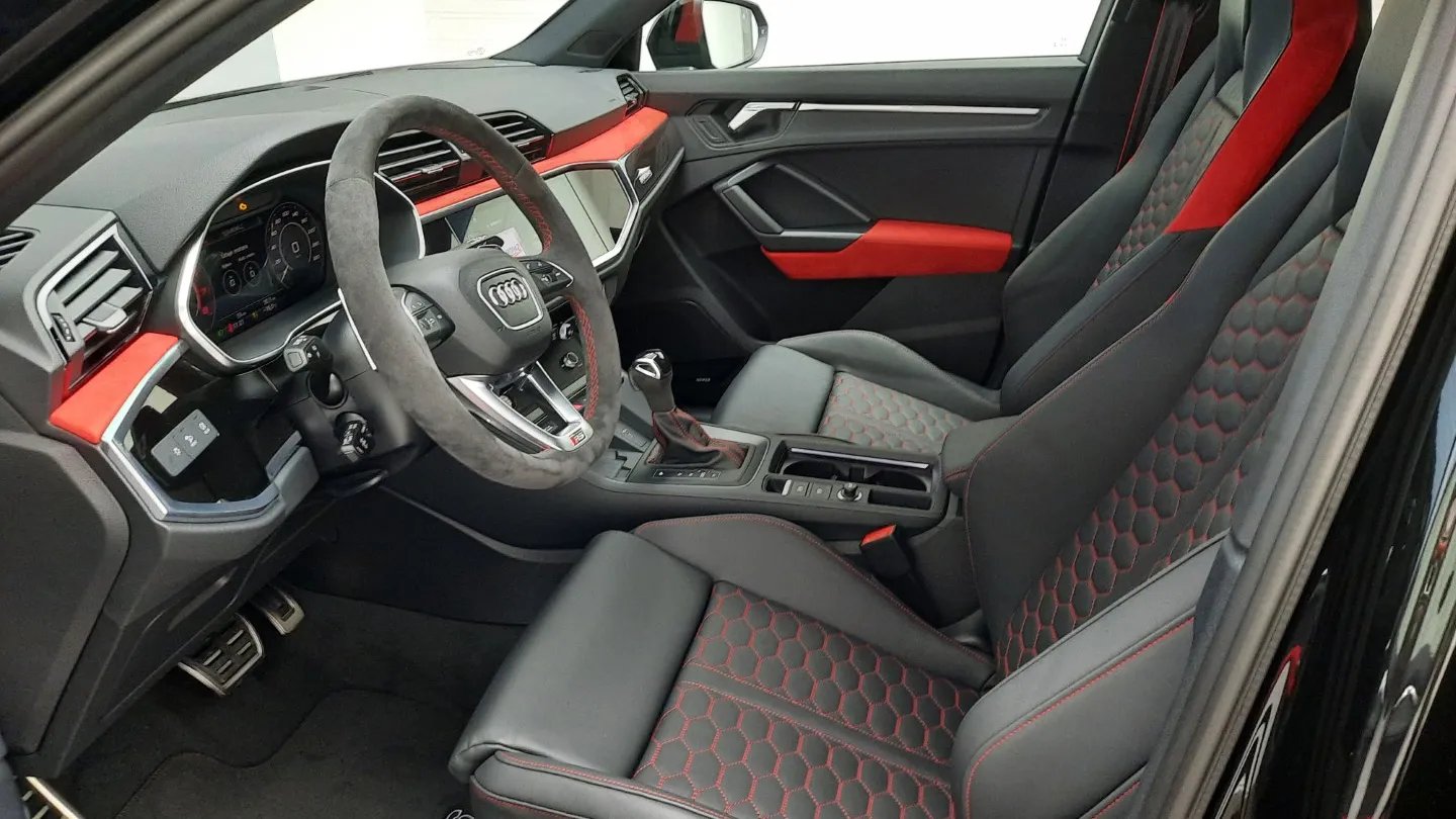RS Q3 2.5 TFSI quattro STR