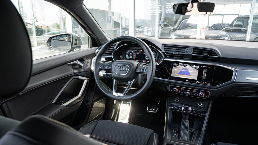 Obrázok Q3 Sportback Sline 35 TFSI STR
