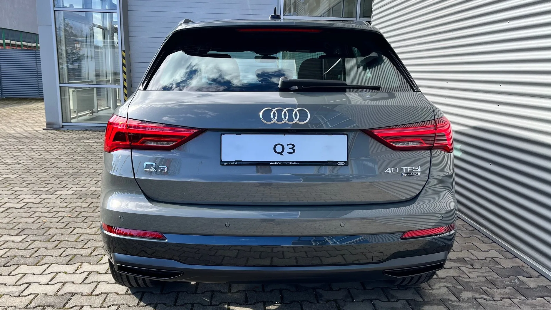 Obrázok Q3 advanced 40 TFSI quattro STR