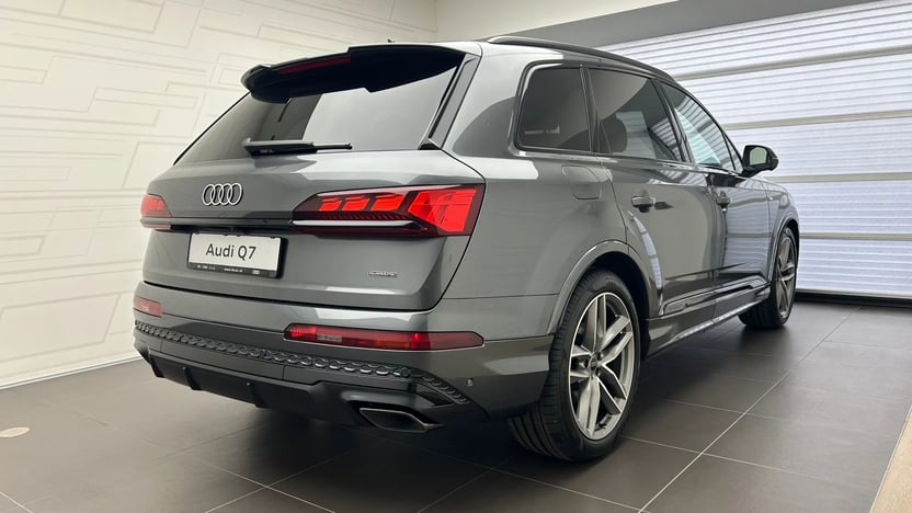 Obrázok Q7 S line 50 TDI quattro TT8