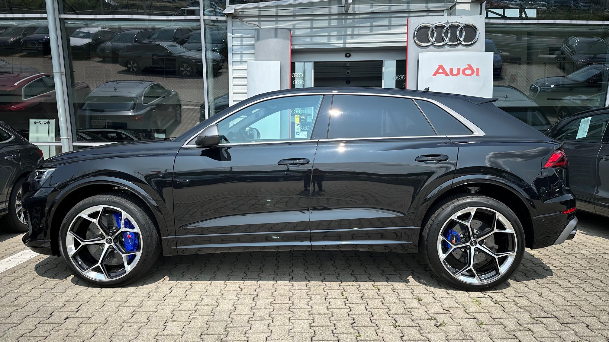 Obrázok RSQ8 performance TFSI quattro