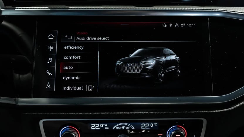 Obrázok Q3 Sportb. Sport edition 40 TFSI quattro