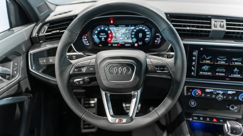 Obrázok Q3 Sportb. Sport edition 40 TFSI quattro