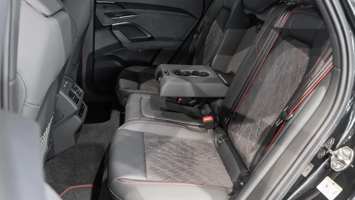 Obrázok Q5 SUV TDI quattro 150kW STR