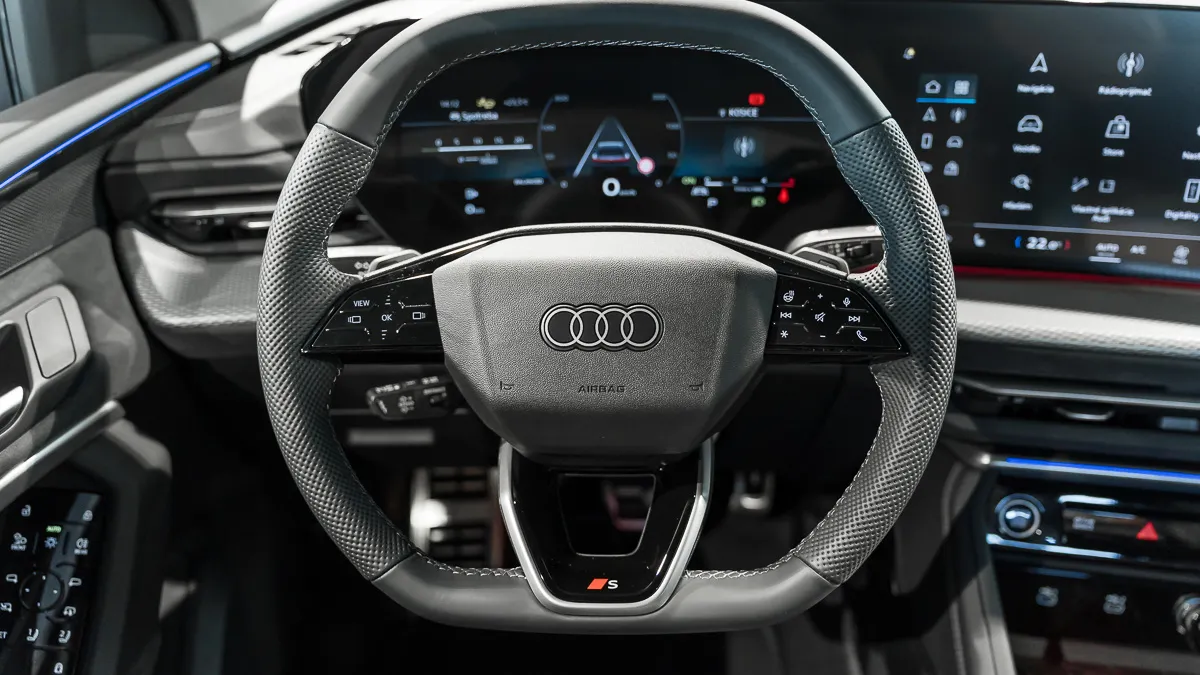 Obrázok Q5 SUV TDI quattro 150kW STR