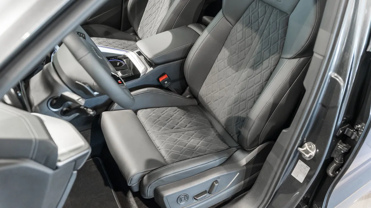 Obrázok Q5 SUV TDI quattro 150kW STR