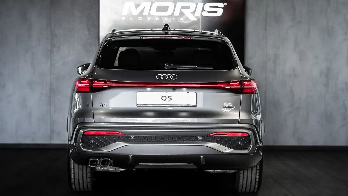 Obrázok Q5 SUV TDI quattro 150kW STR