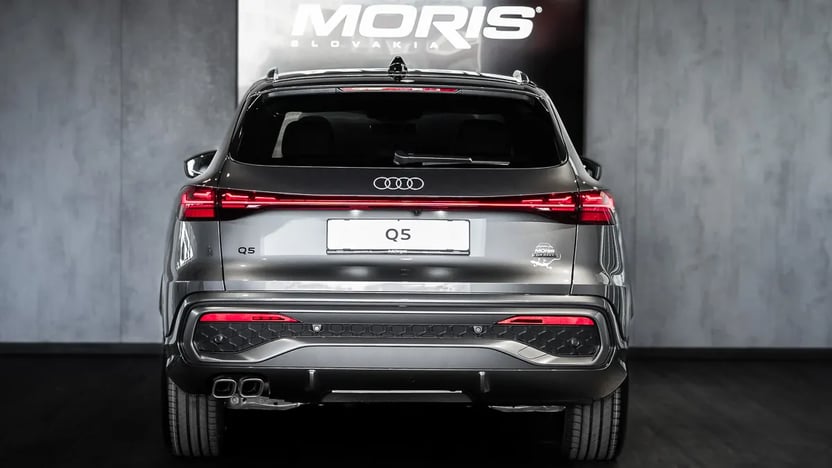 Obrázok Q5 SUV TDI quattro 150kW STR