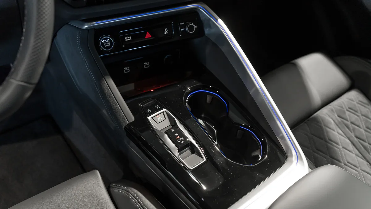 Obrázok Q5 SUV TDI quattro 150kW STR