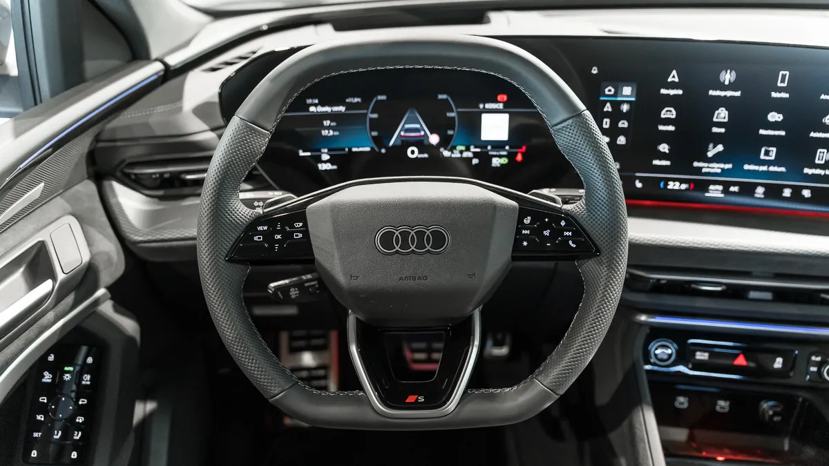 Obrázok Q5 SUV TDI quattro 150kW STR