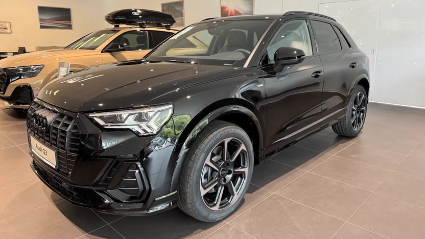 Obrázok Q3 Sport edition 40 TFSI quattro STR