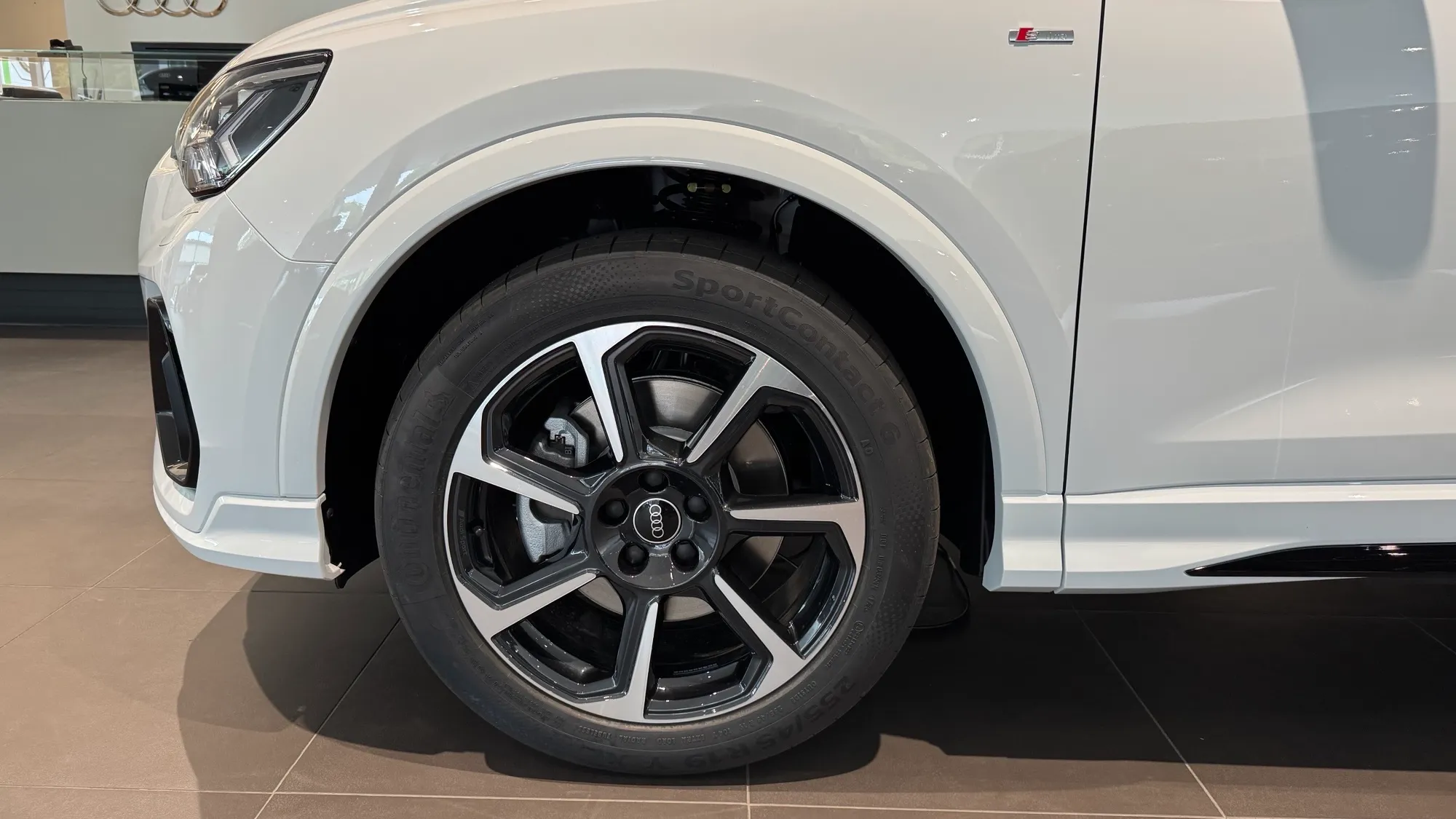 Obrázok Q3 Sport edition 40 TFSI quattro STR