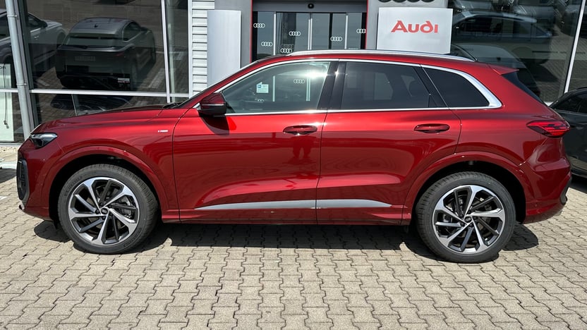 Obrázok Q5 SUV TDI quattro 150kW STR