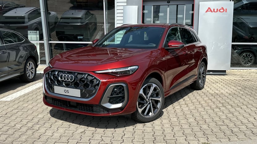 Obrázok Q5 SUV TDI quattro 150kW STR