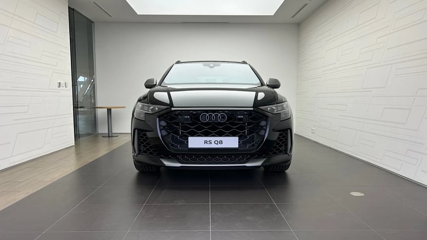 Obrázok RSQ8 performance TFSI quattro