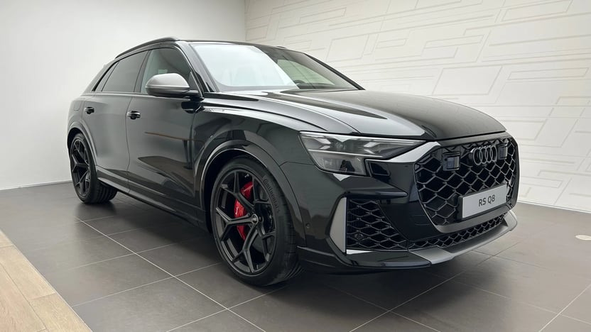 Obrázok RSQ8 performance TFSI quattro