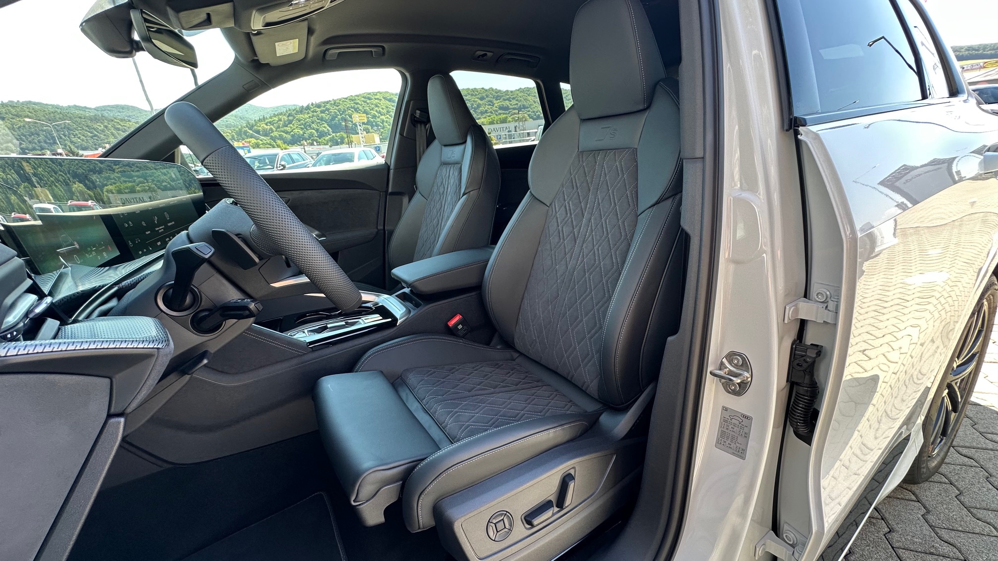 Obrázok Q5 SUV TDI quattro 150kW STR