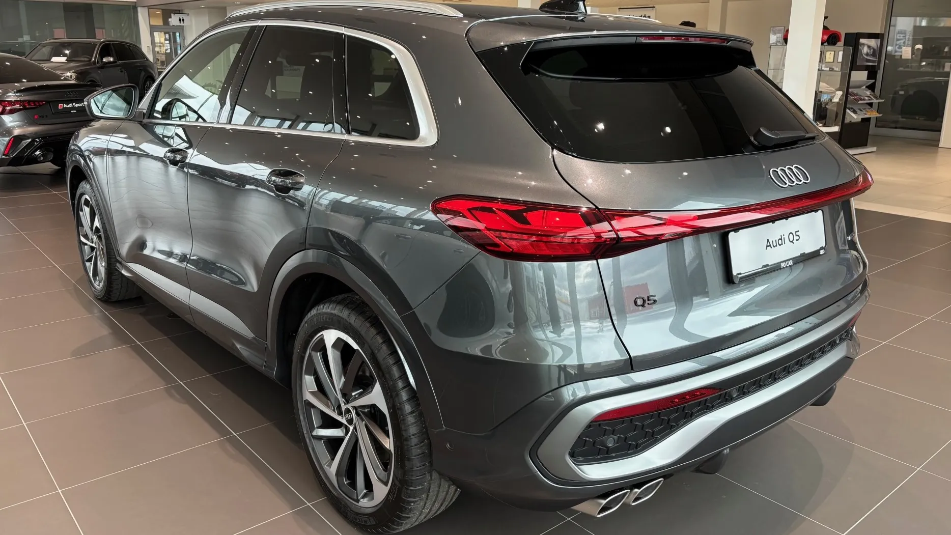 Obrázok Q5 SUV TDI quattro 150kW STR