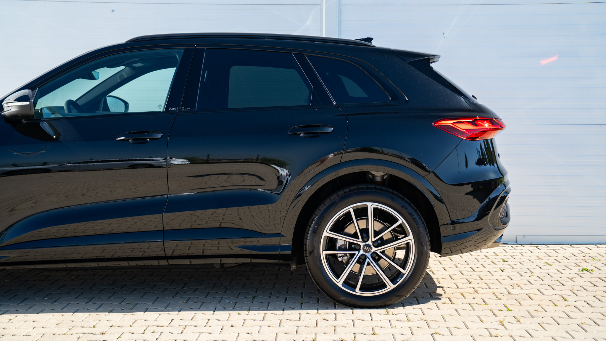 Obrázok Q5 SUV TDI quattro 150kW STR
