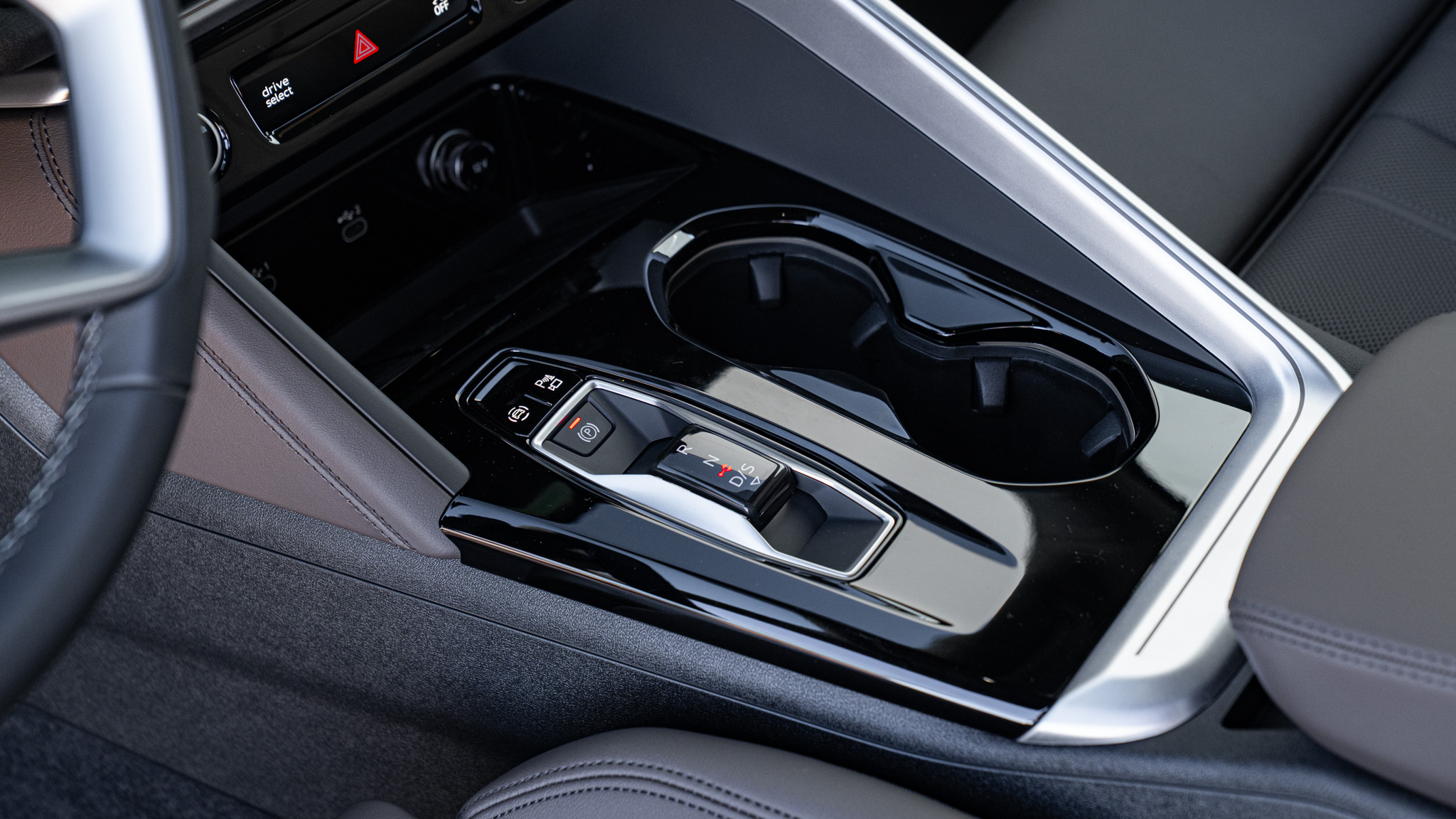 Obrázok Q5 SUV TDI quattro 150kW STR