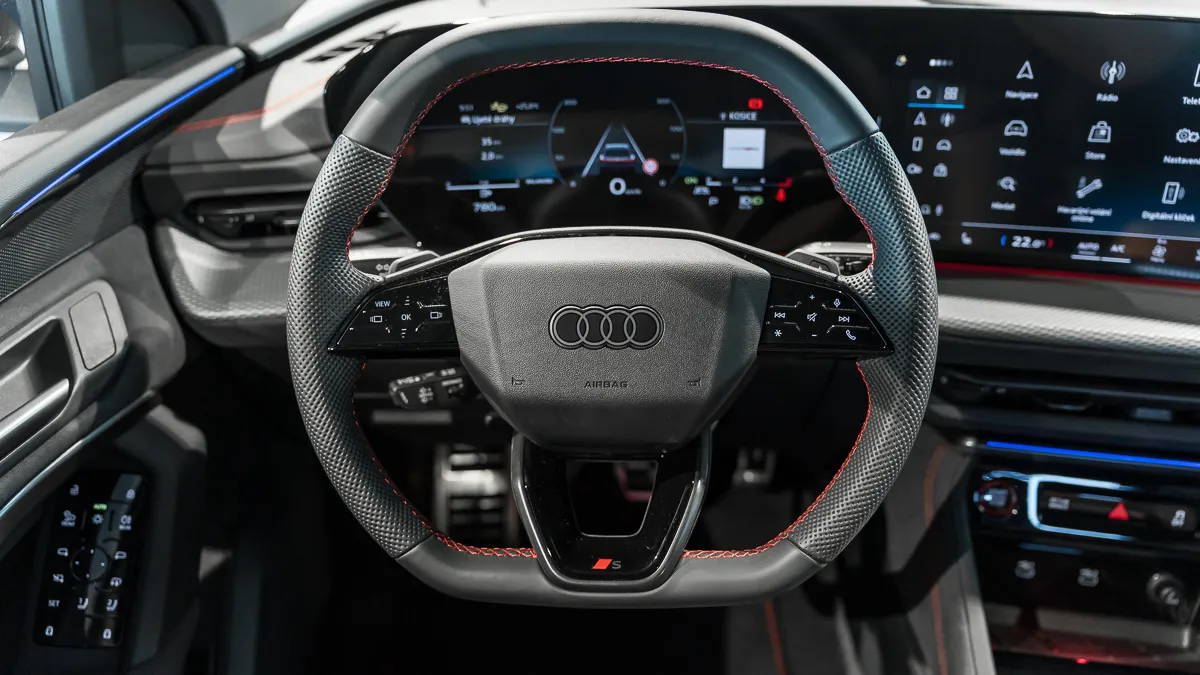 Obrázok Q5 SUV TDI quattro 150kW STR