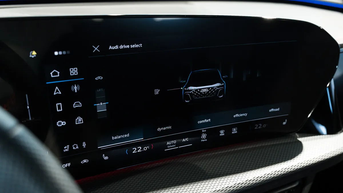 Obrázok Q5 SUV TDI quattro 150kW STR