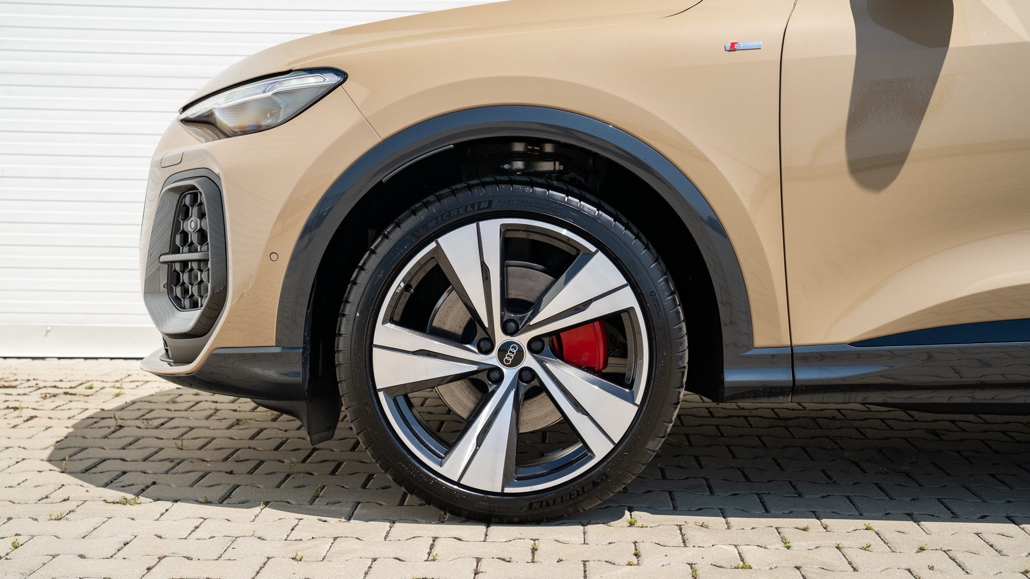 Obrázok Q5 SUV TDI quattro 150kW STR