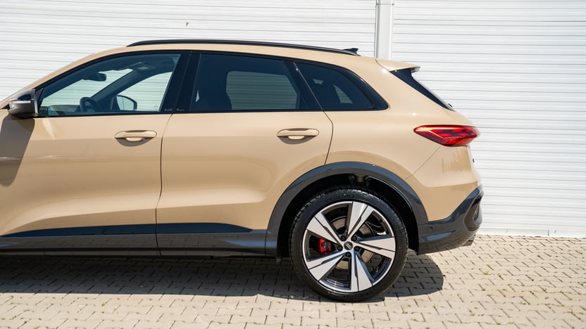 Obrázok Q5 SUV TDI quattro 150kW STR