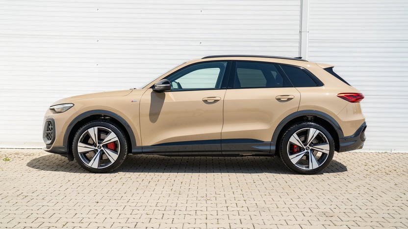 Obrázok Q5 SUV TDI quattro 150kW STR