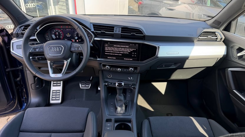 Obrázok Q3 Sportb. Sport edition 40 TFSI quattro