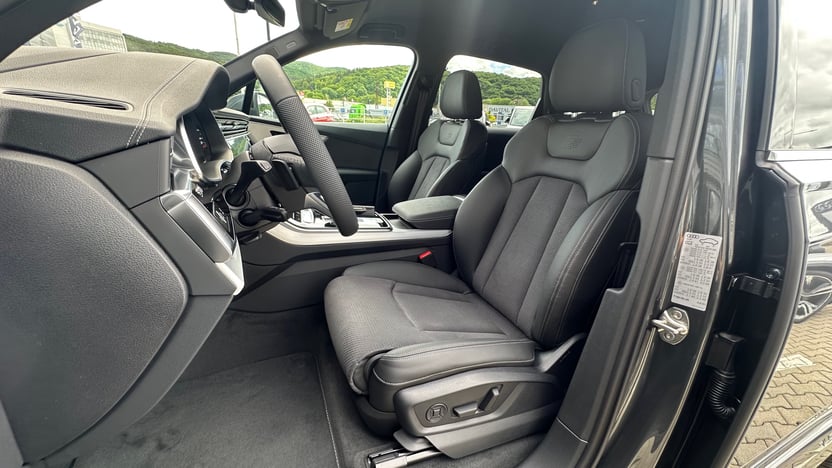 Obrázok Q7 S line 50 TDI quattro TT8