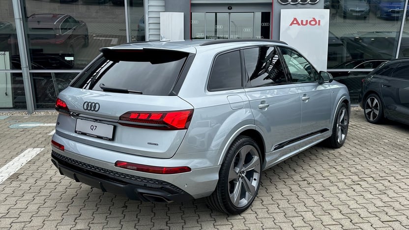 Obrázok Q7 S line 50 TDI quattro TT8