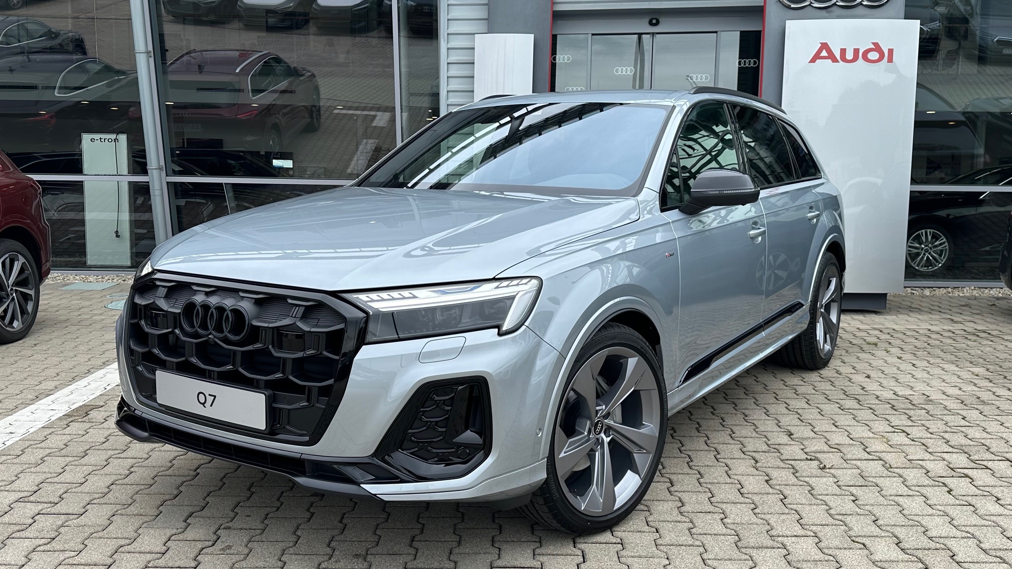 Obrázok Q7 S line 50 TDI quattro TT8