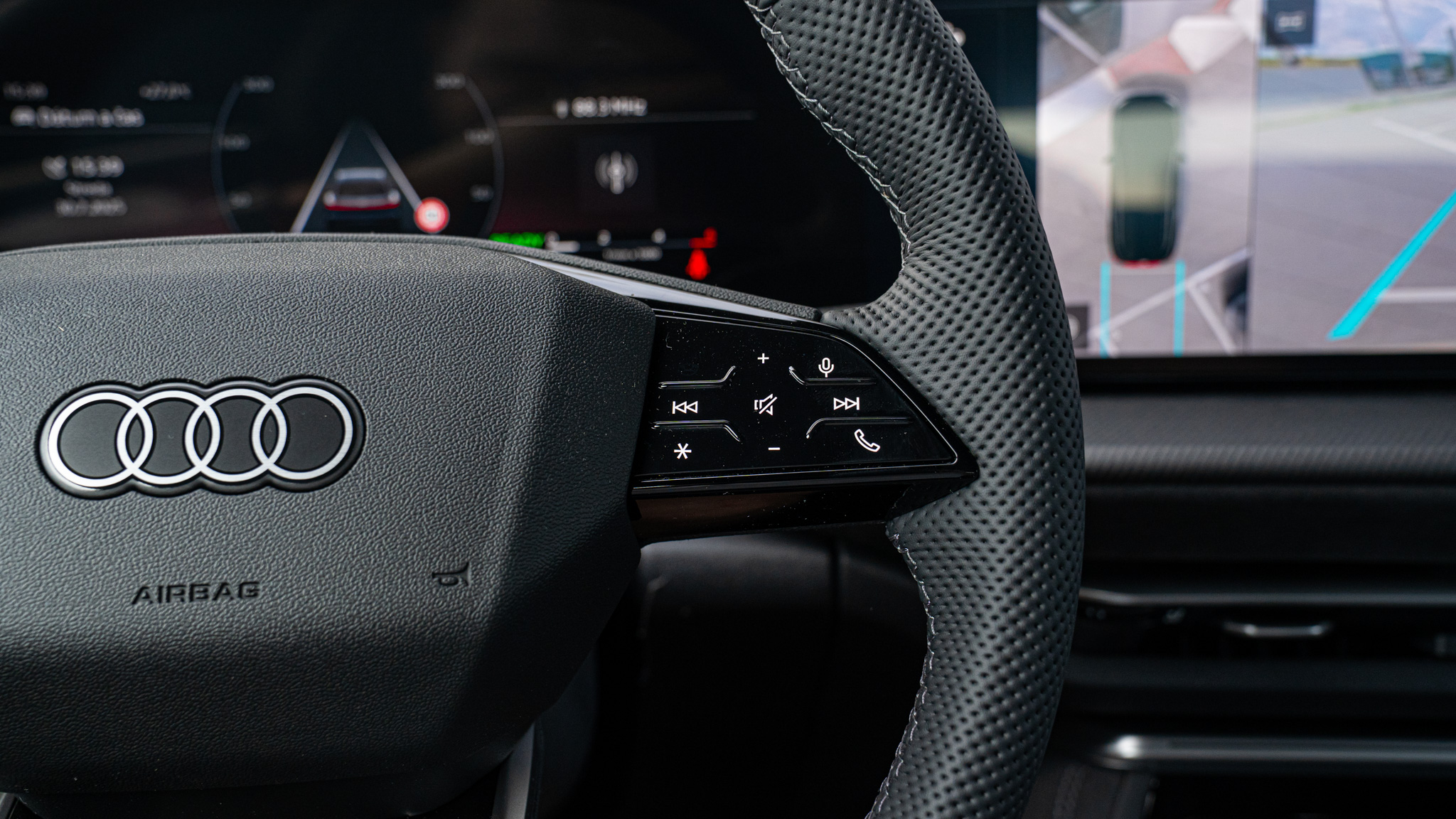 Obrázok Q5 SUV TDI quattro 150kW STR