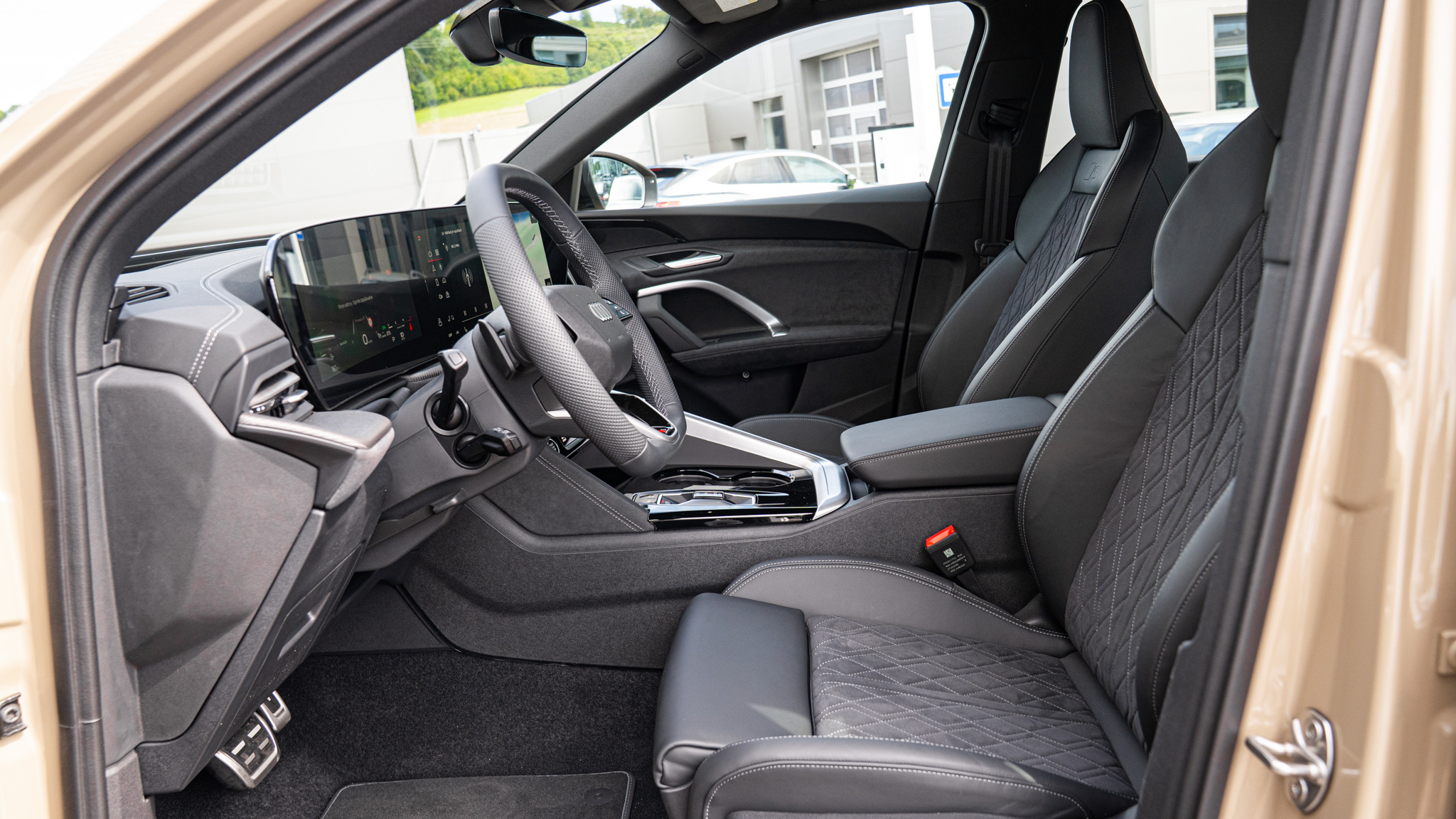 Obrázok Q5 SUV TDI quattro 150kW STR