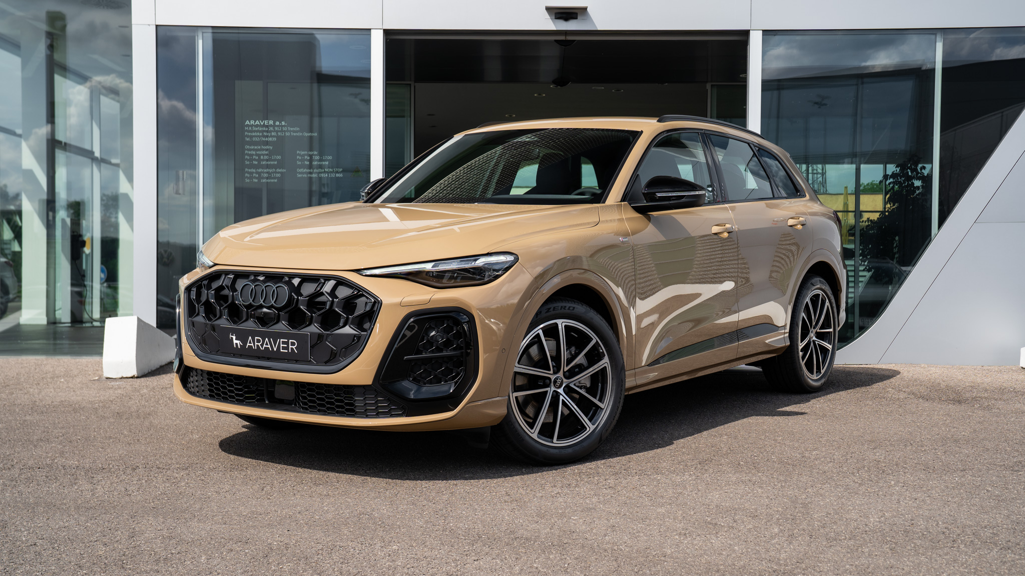 Obrázok Q5 SUV TDI quattro 150kW STR