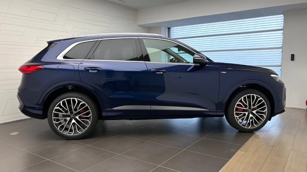 Obrázok Q5 SUV TDI quattro 150kW STR