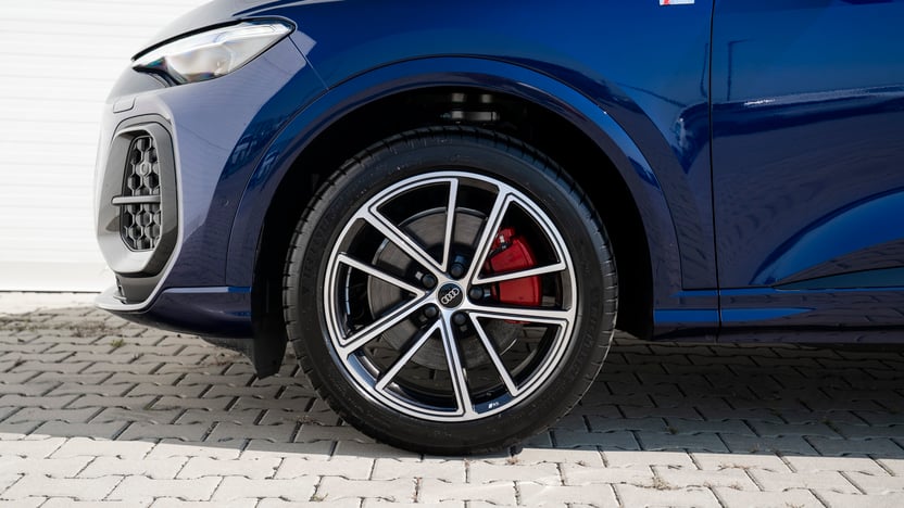 Obrázok Q5 SUV TDI quattro 150kW STR