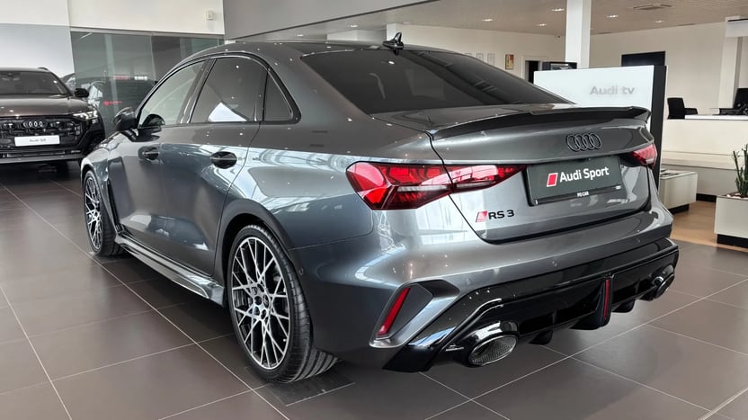 Obrázok RS3 Lim TFSI quattro STR