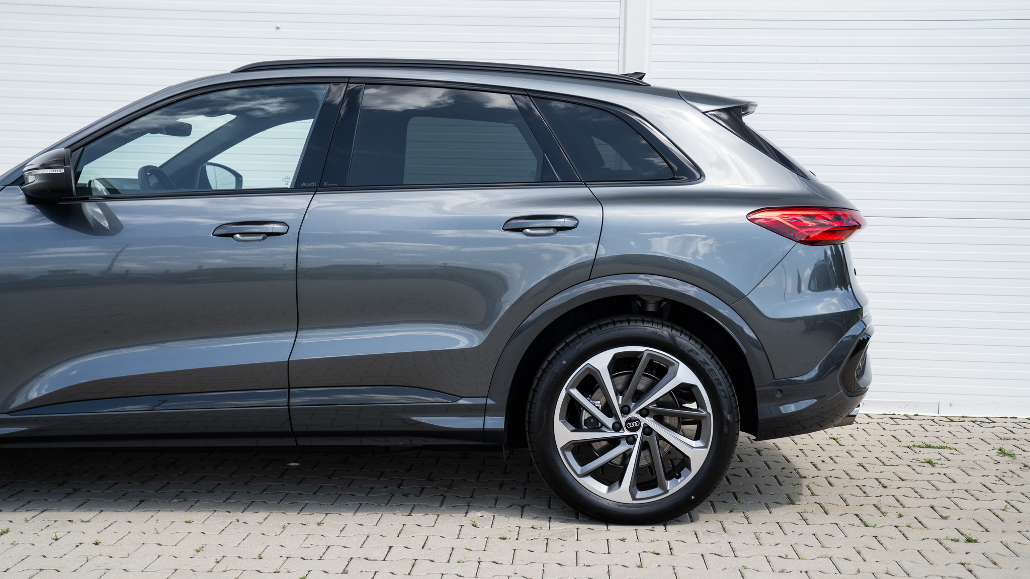 Obrázok Q5 SUV TDI quattro 150kW STR