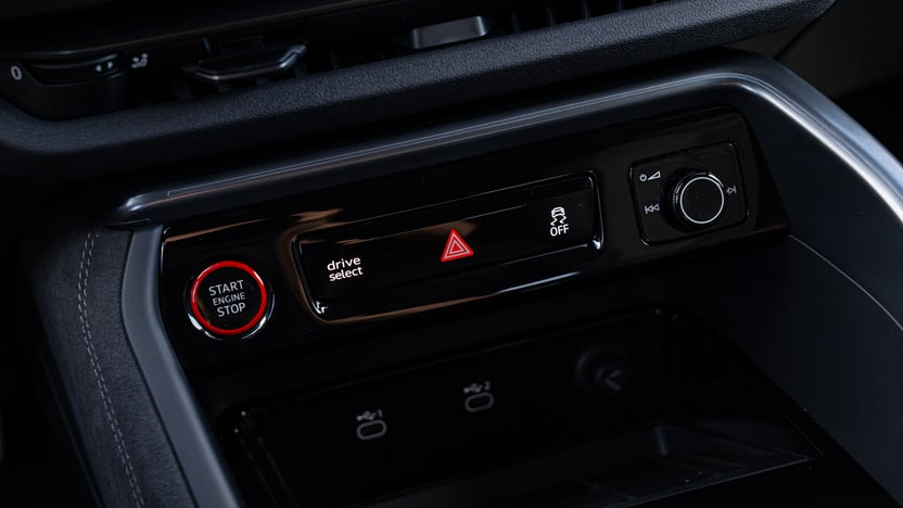 Obrázok Q5 SUV TDI quattro 150kW STR