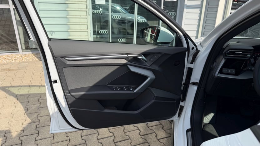 Obrázok A3 allstreet TFSI 110kW STR